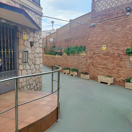 Apartamento 150 Metros De La Playa 托雷莫利诺斯 外观 照片