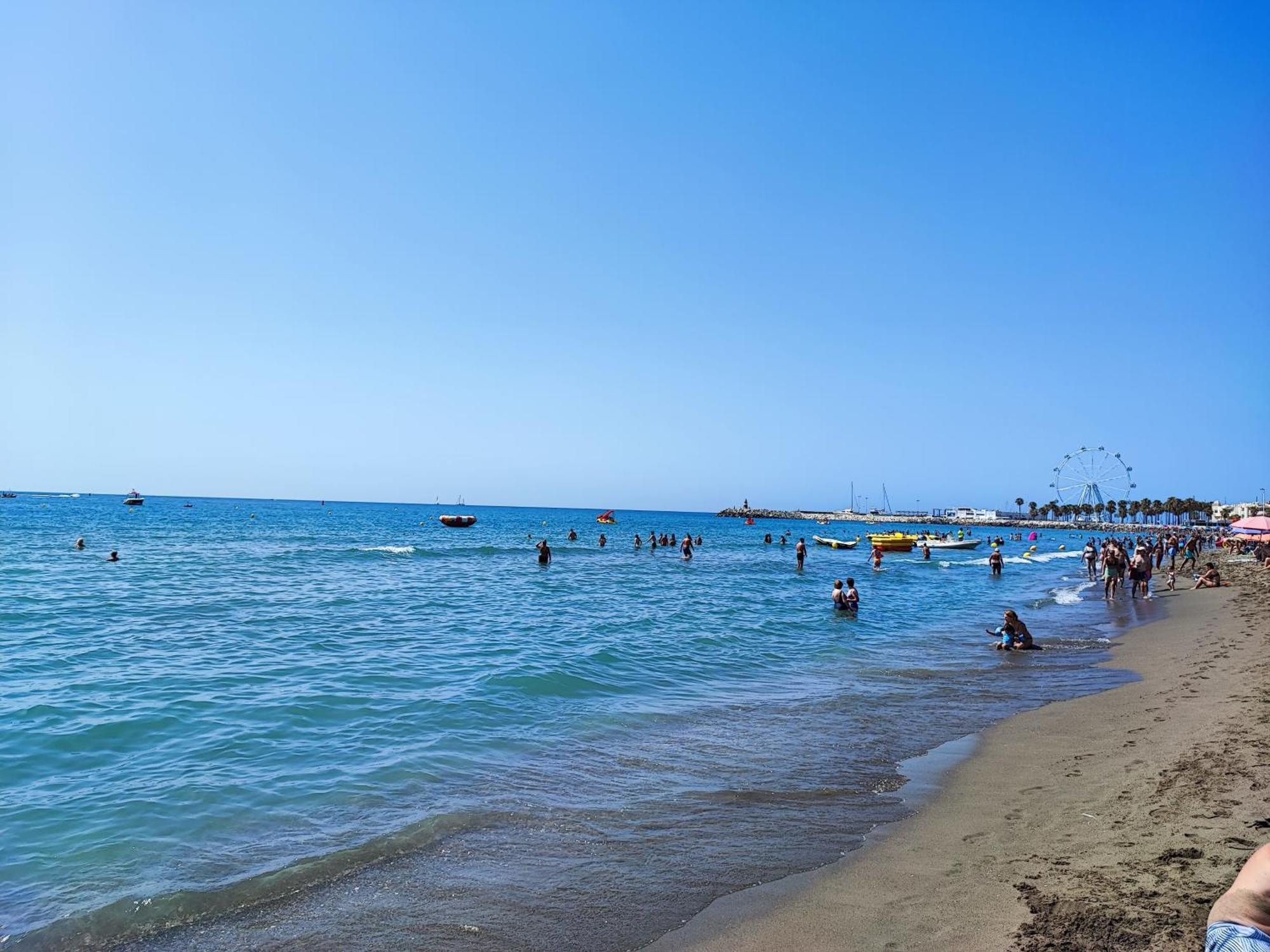 Apartamento 150 Metros De La Playa 托雷莫利诺斯 外观 照片