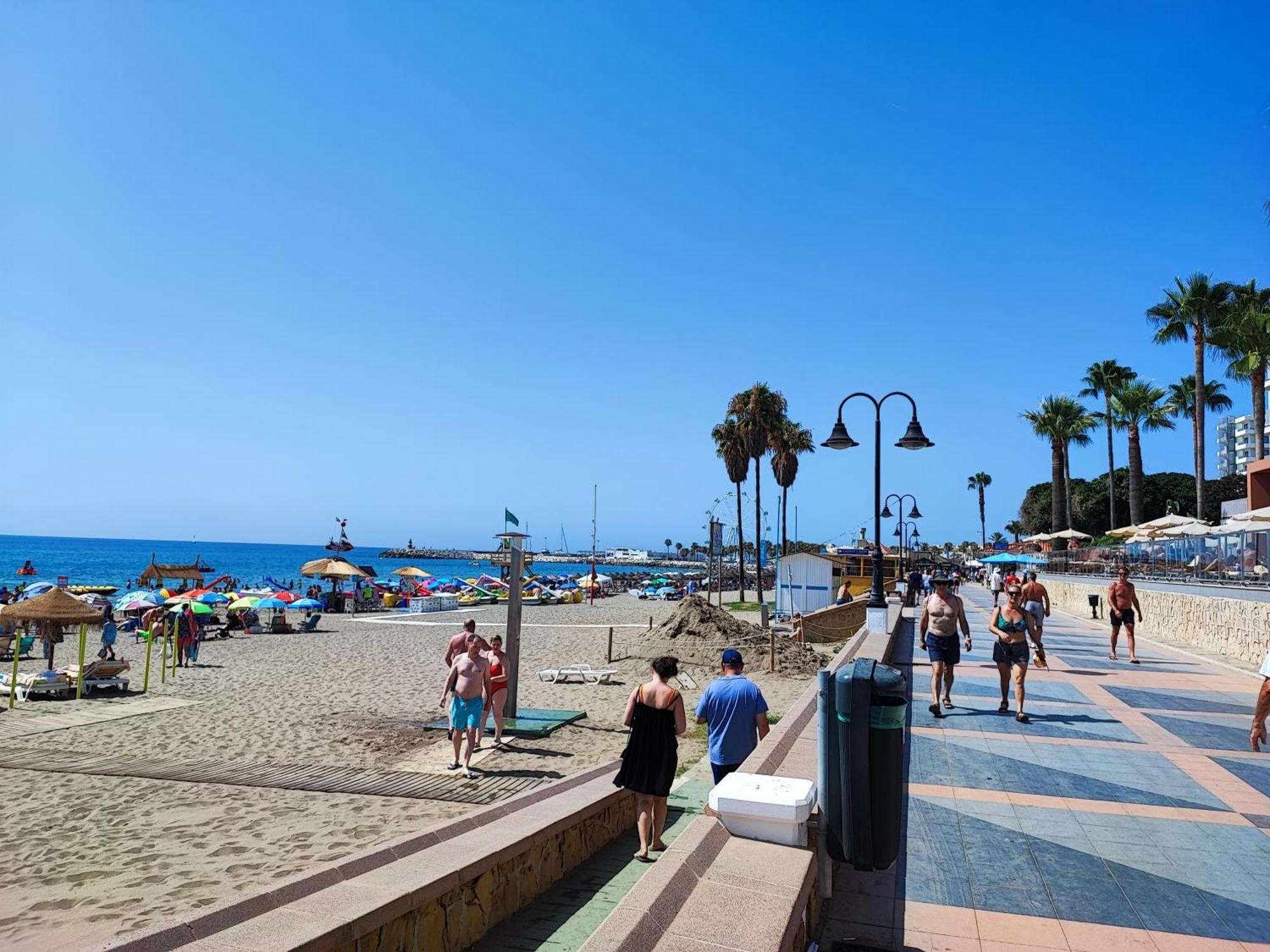 Apartamento 150 Metros De La Playa 托雷莫利诺斯 外观 照片